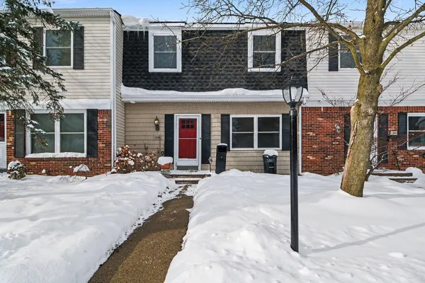 $170,000 | 1208 Lear Court, Rochester Hills, MI 48307