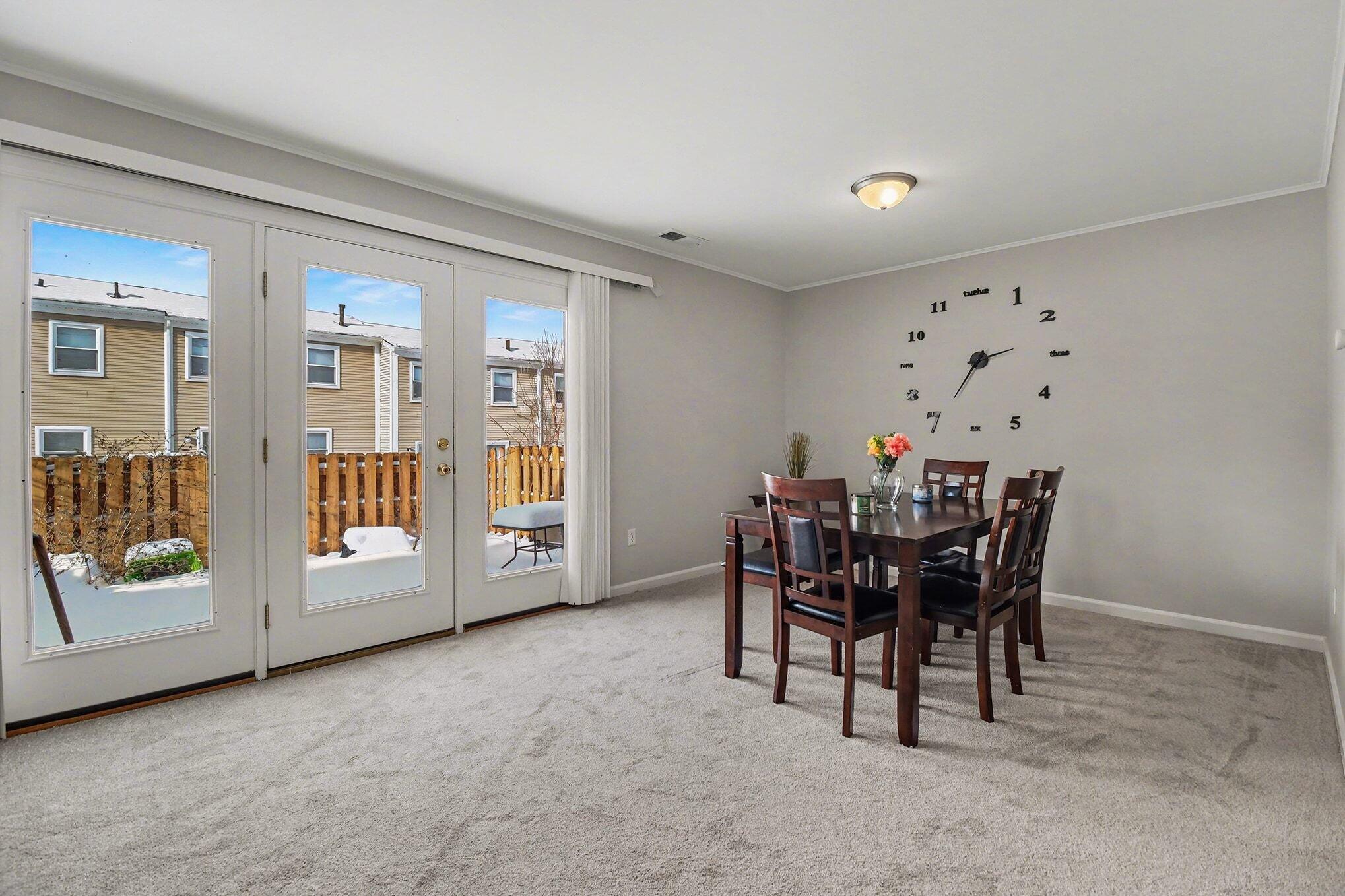 1208 Lear Court Rochester Hills, MI 48307 - Photo 6 of 26 011_file_4559