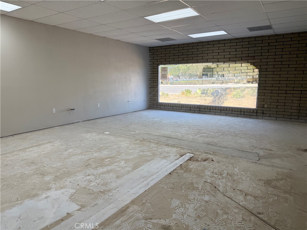 4943 La Sierra Avenue Riverside, CA 92505 - Photo 23 of 29 Large Room in front