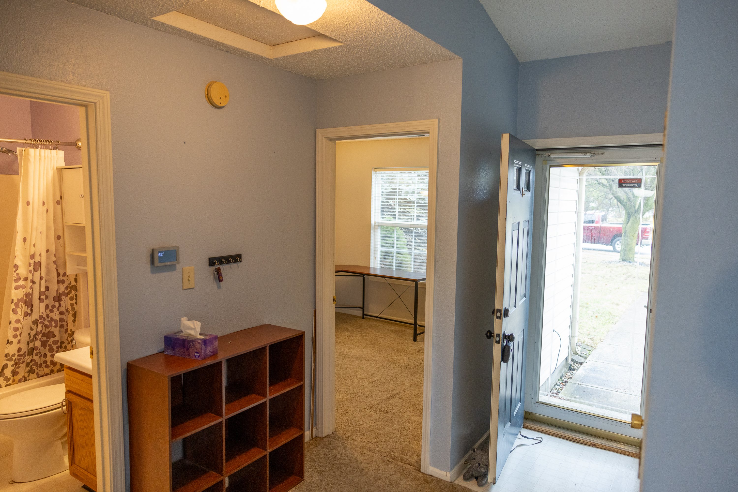 5107 Milhouse Road Indianapolis, IN 46221 - Photo 7 of 59