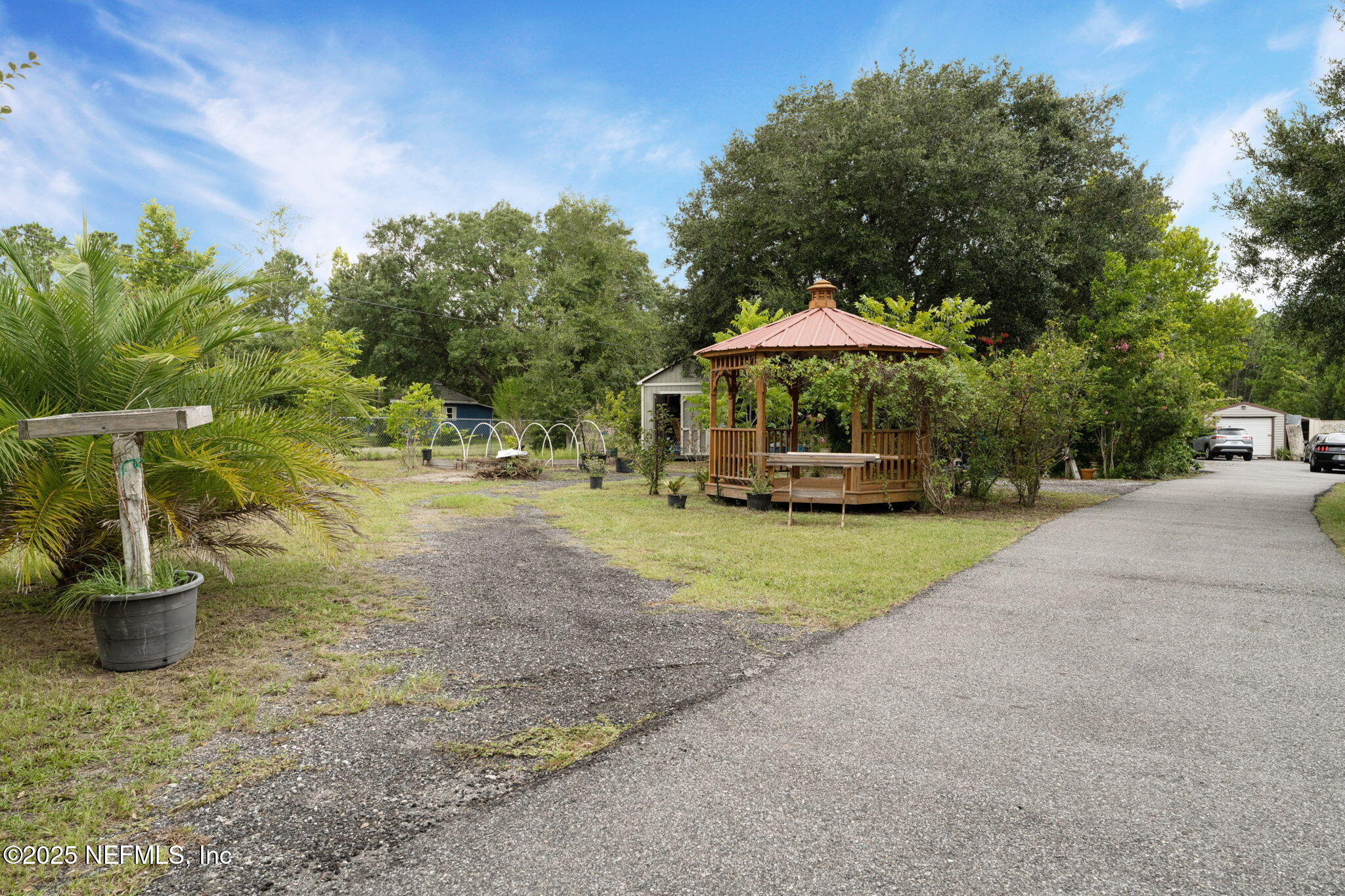 13342 Grover Road Jacksonville, FL 32226 - Photo 16 of 34 Round about Gazebo and Garden