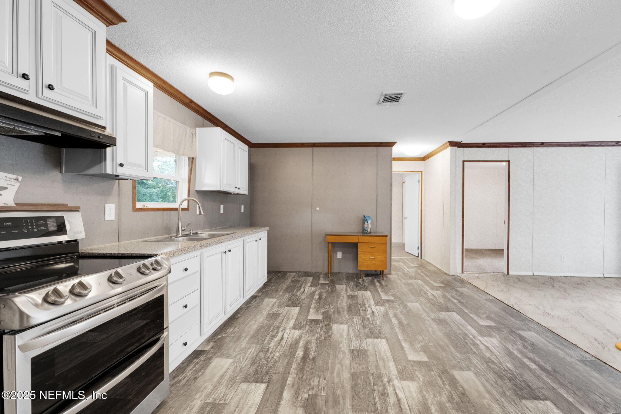 13342 Grover Road Jacksonville, FL 32226 - Photo 7 of 34 13340 Kitchen