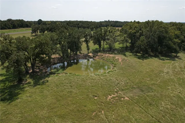 $2,805,800 | 5594 Us Highway, Cameron, TX 76520
