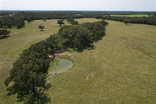 $2,805,800 | 5594 Us Highway, Cameron, TX 76520