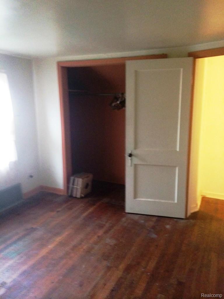 11364 Inkster Road Romulus, MI 48174 - Photo 14 of 15 IMG_0060.jpg