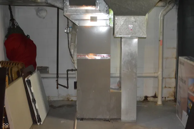 $420,000 | 7225 Westminster Drive, Indianapolis, IN 46256