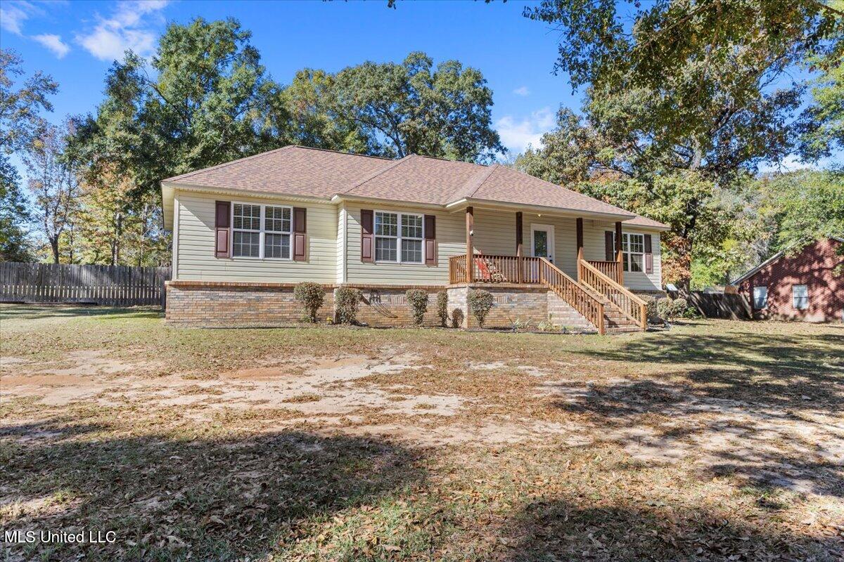 115 Rolling Woods Road Lucedale, MS 39452 - Photo 2 of 39 Side