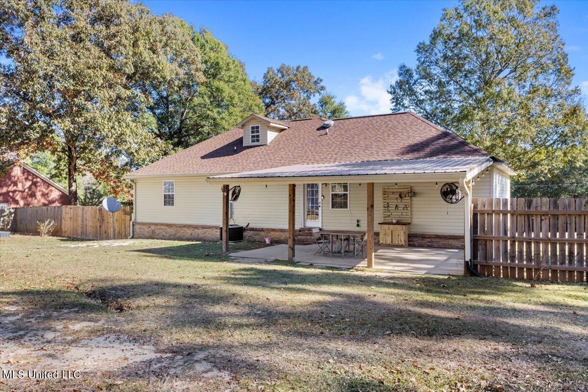 115 Rolling Woods Road Lucedale, MS 39452 - Photo 31 of 39 Rear View