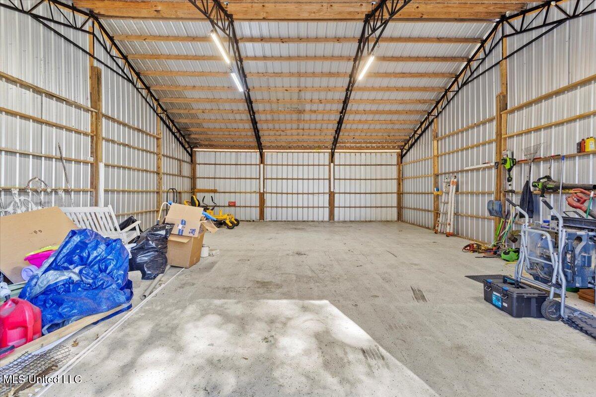 115 Rolling Woods Road Lucedale, MS 39452 - Photo 35 of 39 Workshop Interior