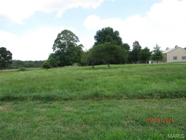 $40,000 | 2 Northwood Drive, Cuba, MO 65453