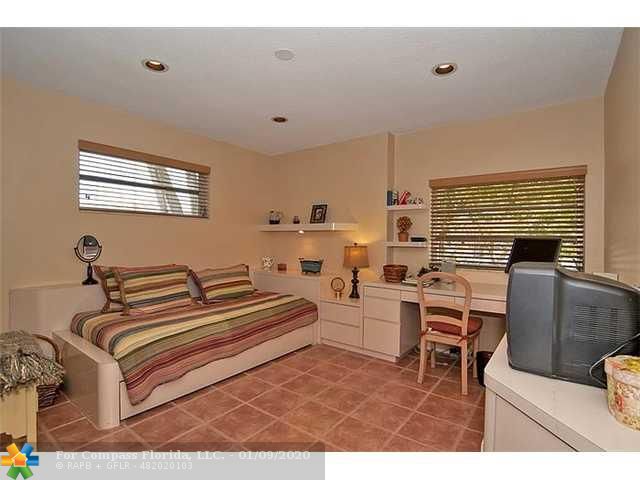 3511 North 33rd Terrace Hollywood, FL 33021 - Photo 19 of 21 Bedroom