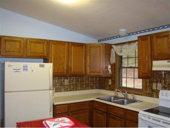 1706 Lawrence Road Newark Valley, NY 13827 - Photo 6 of 13 Gallery Image 6