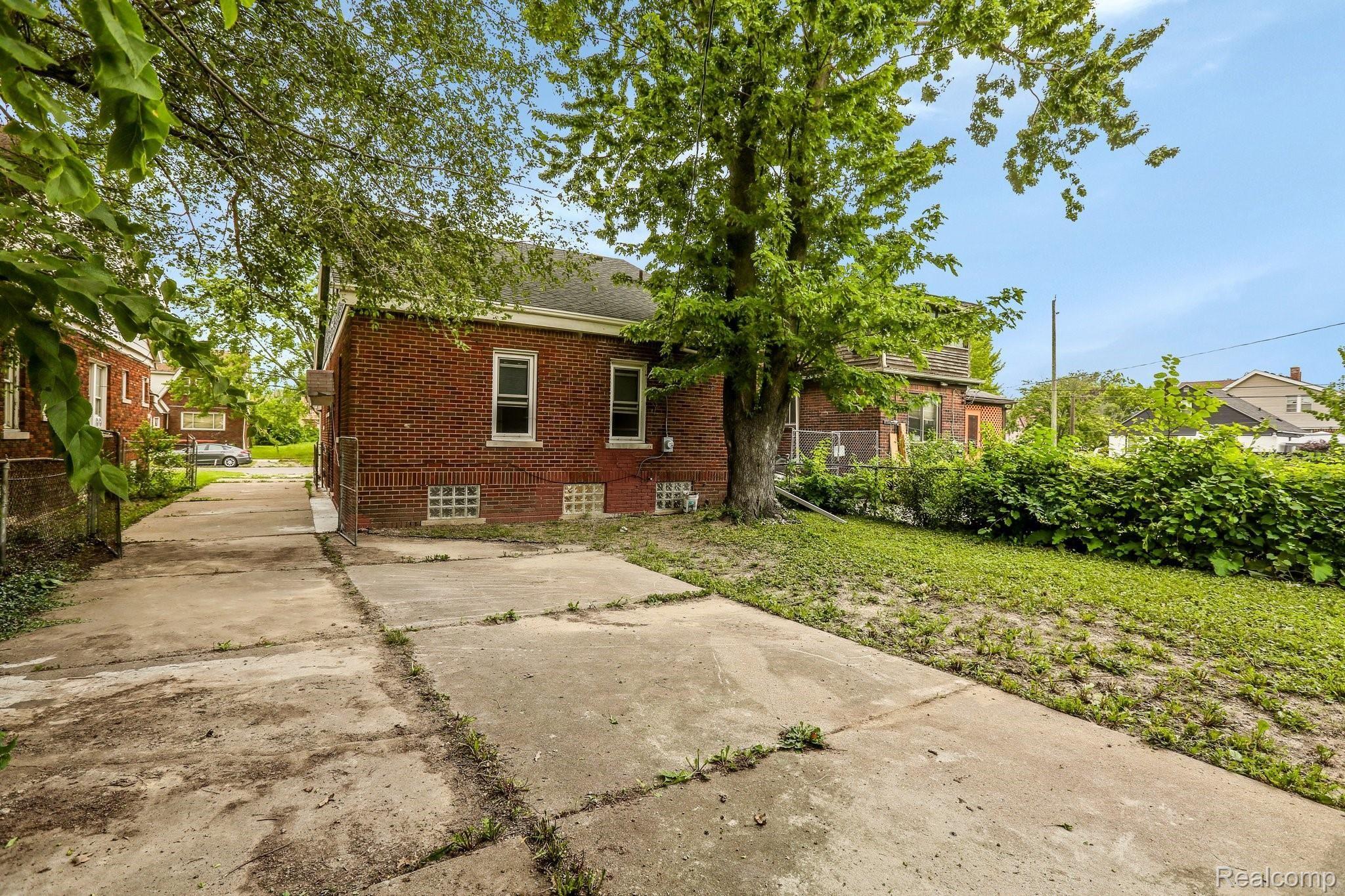 5300 Balfour Road Detroit, MI 48224 - Photo 28 of 28 5300 Balfour Road_28. Exterior Back B