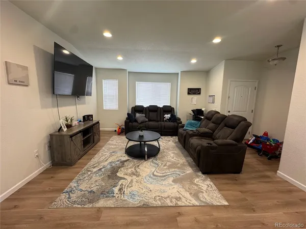 $2,399 | 894 Petra Heights, Colorado Springs, CO 80916