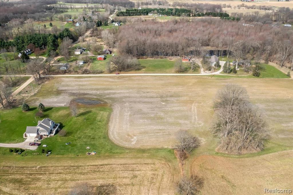 L Schrepfer Road Howell, MI 48855 - Photo 8 of 10