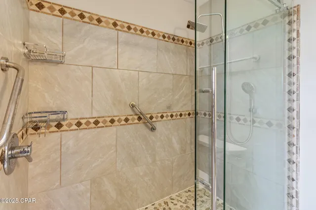 $925,000 | 22875 Northwest Parker Lane, Altha, FL 32421