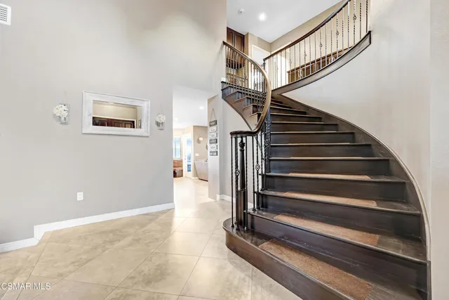 a view of entryway and hall