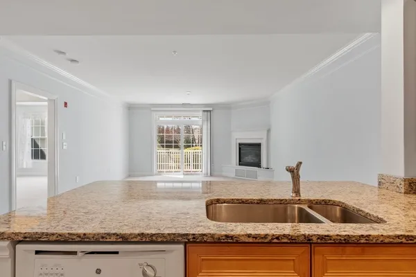 $442,900 | 1117 Emerald Court, Unit 1117, Tewksbury, MA 01876