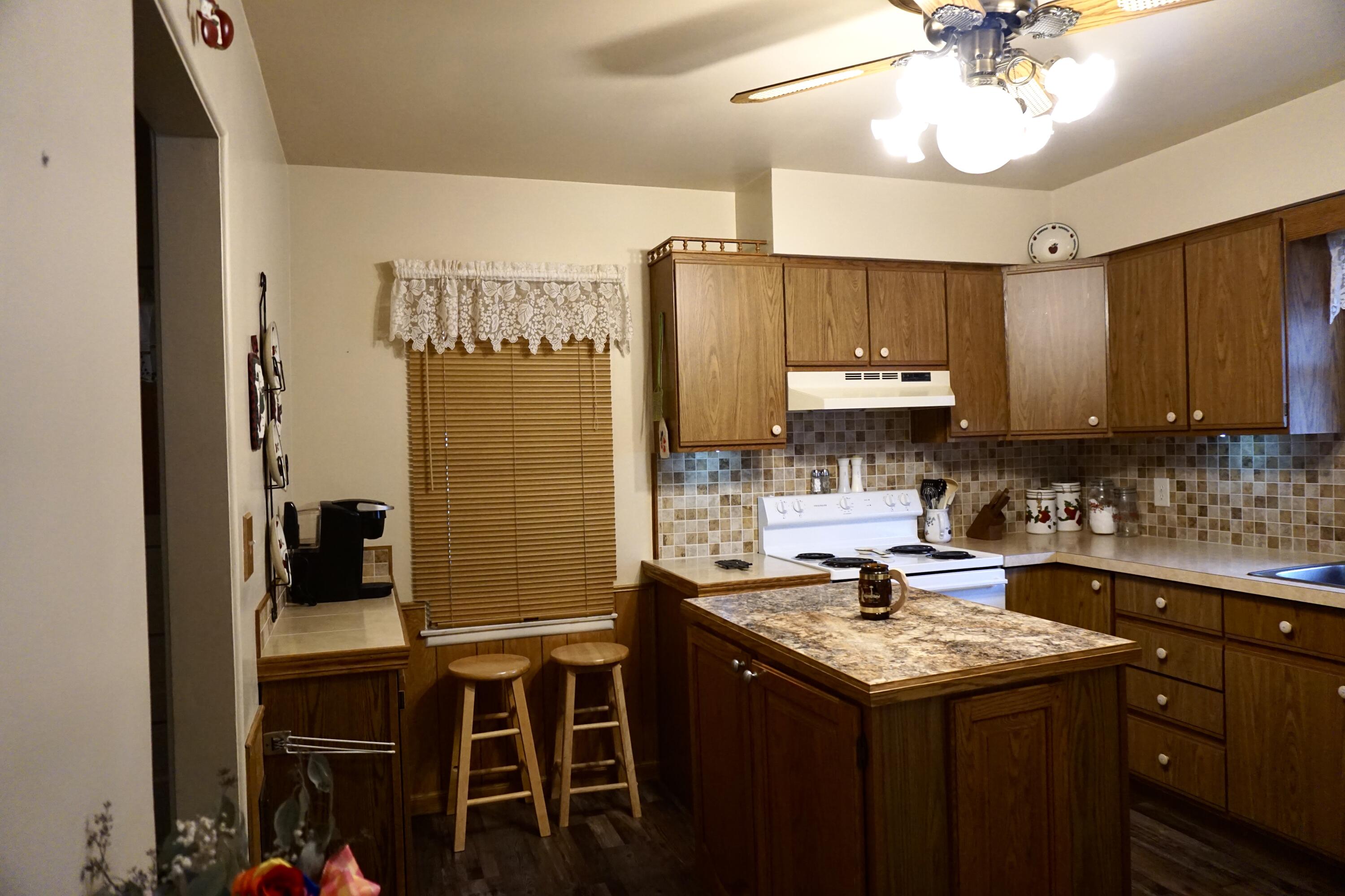 2009 Ruddiman Drive North Muskegon, MI 49445 - Photo 11 of 31 fullsizeoutput_15e0