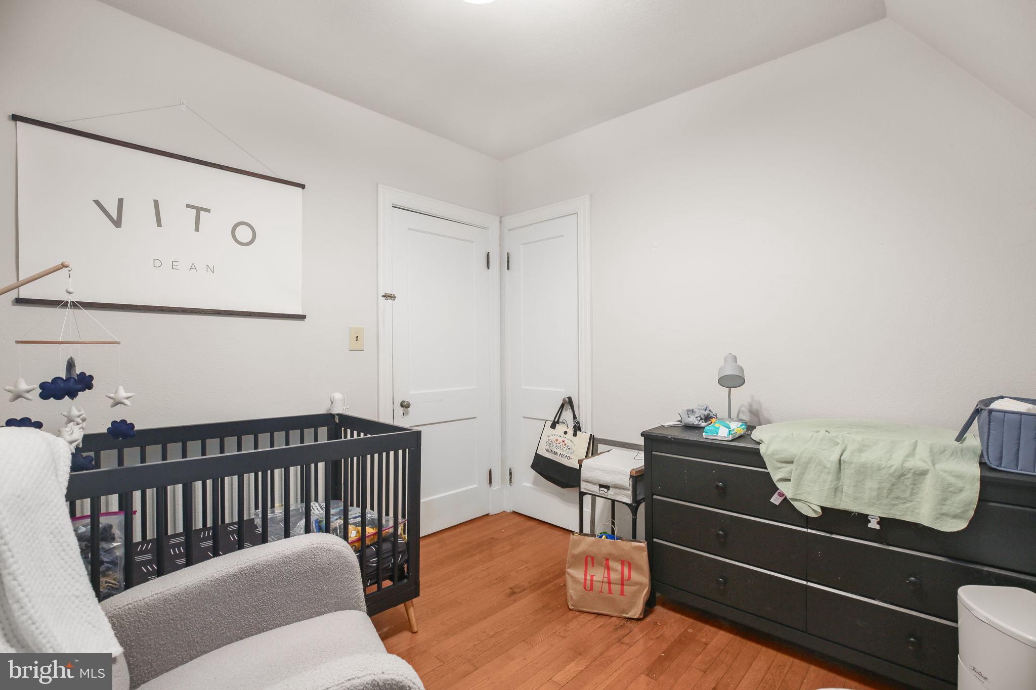 1717 Highland Road Fredericksburg, VA 22401 - Photo 18 of 40 a living room with furniture