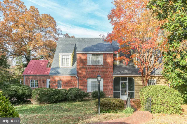 $669,900 | 1717 Highland Road, Fredericksburg, VA 22401