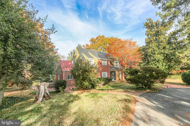 $669,900 | 1717 Highland Road, Fredericksburg, VA 22401