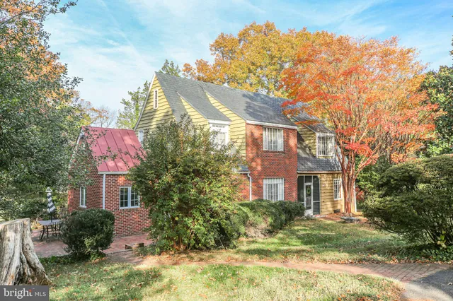 $669,900 | 1717 Highland Road, Fredericksburg, VA 22401