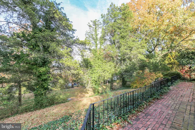 $669,900 | 1717 Highland Road, Fredericksburg, VA 22401