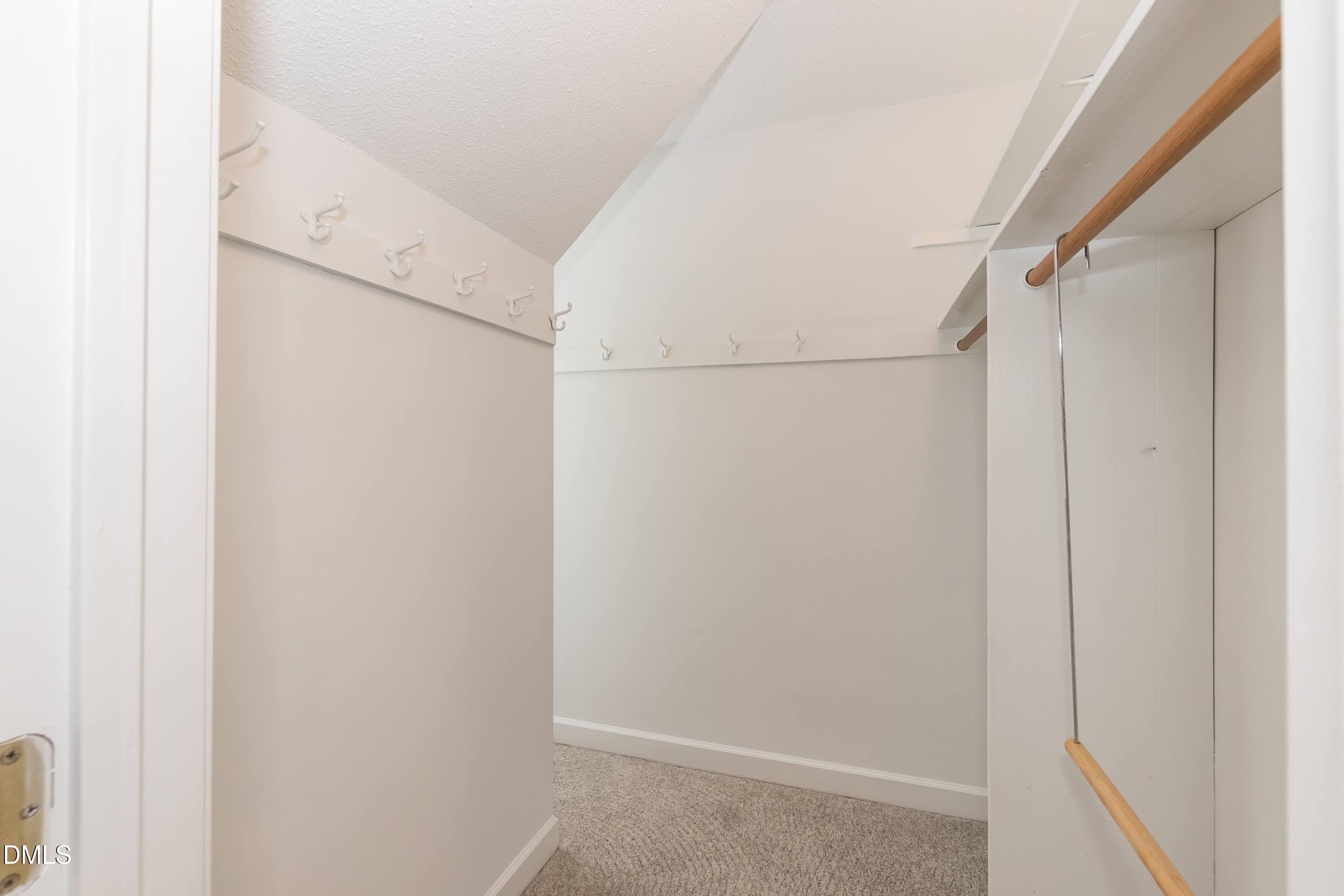 2621 Sawmill Road Raleigh, NC 27613 - Photo 27 of 39