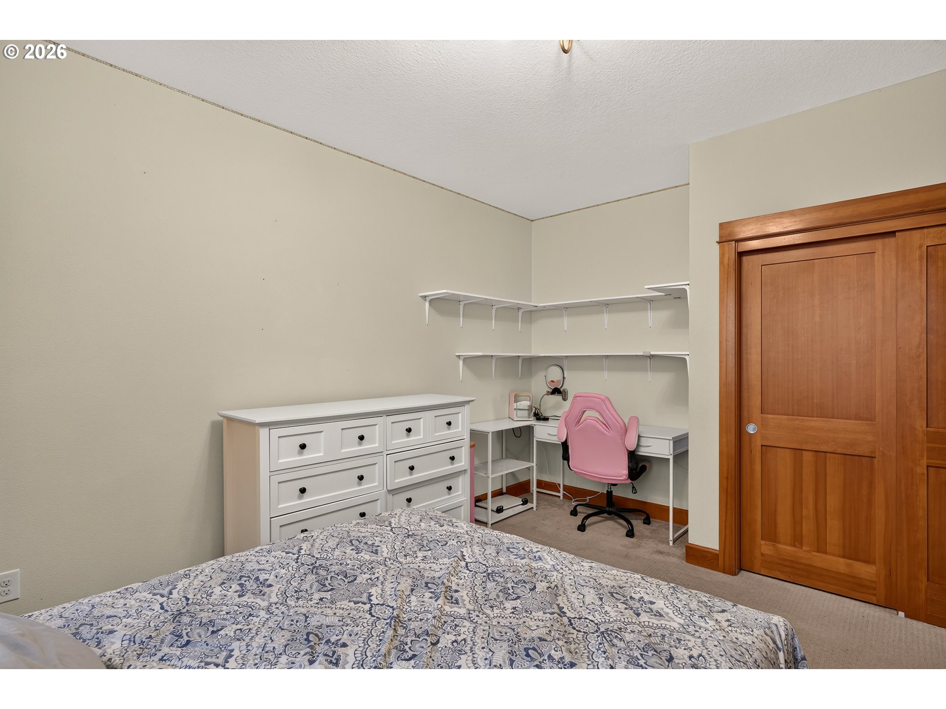 5670 Southeast Riverside Drive McMinnville, OR 97128 - Photo 20 of 48 Bedroom
