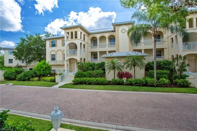 $9,995 | 825 Bentwater Circle, Unit 101, Naples, FL 34108