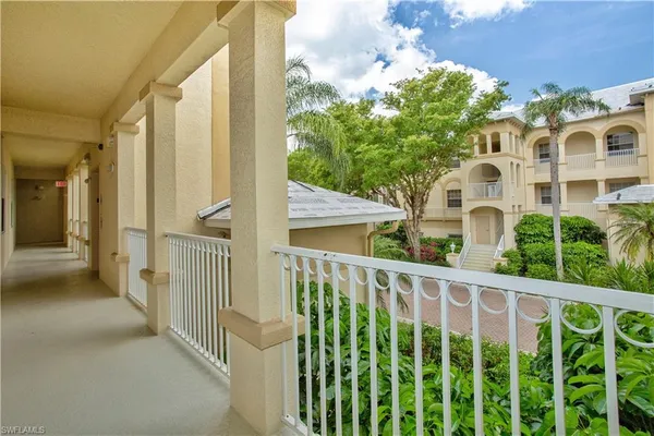 $10,000 | 825 Bentwater Circle, Unit 101, Naples, FL 34108