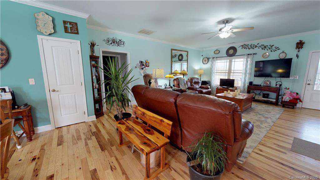 1021 Hillside Ridge Road Candler, NC 28715 - Photo 18 of 40 Gallery Image 18