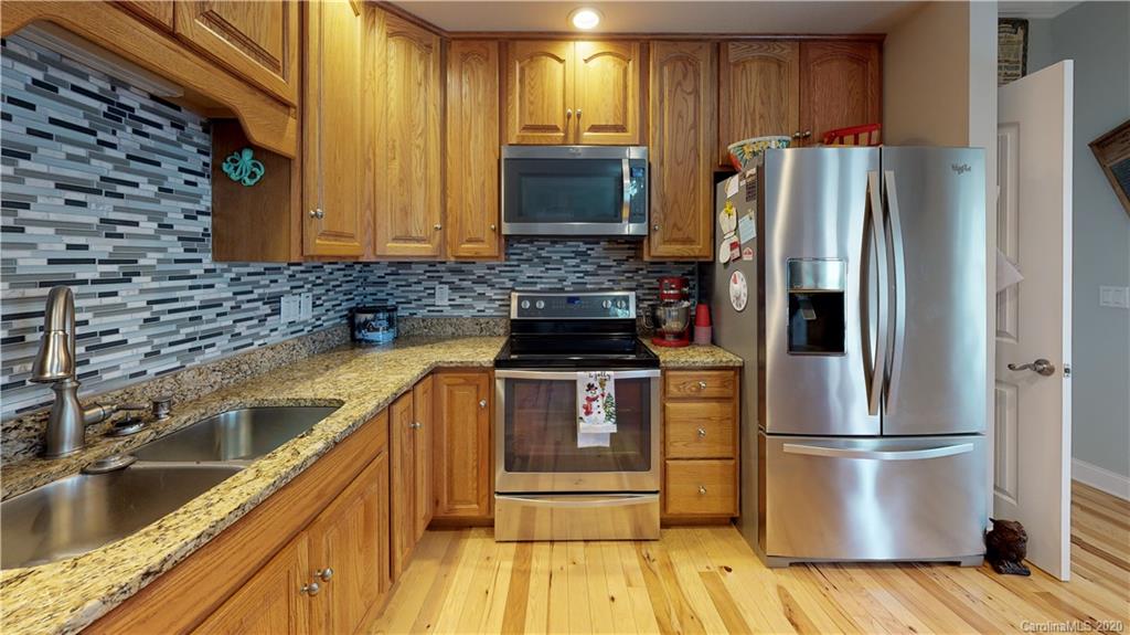 1021 Hillside Ridge Road Candler, NC 28715 - Photo 25 of 40 Gallery Image 25