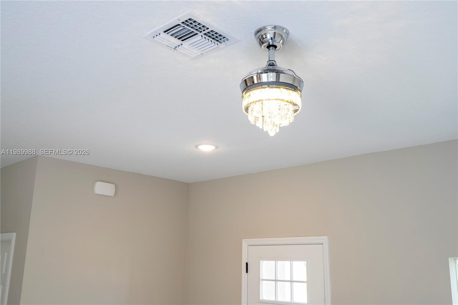 7916 Granada Road Sebring, FL 33876 - Photo 55 of 60 an empty room with windows