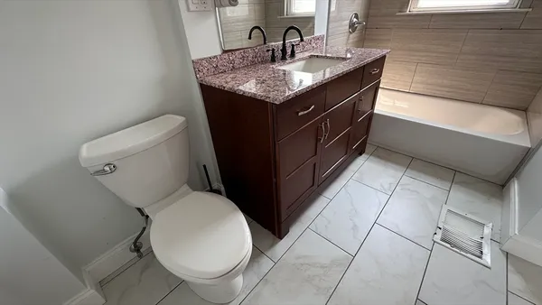 $5,500 | 12 Summer Street, Unit 12, Waltham, MA 02452