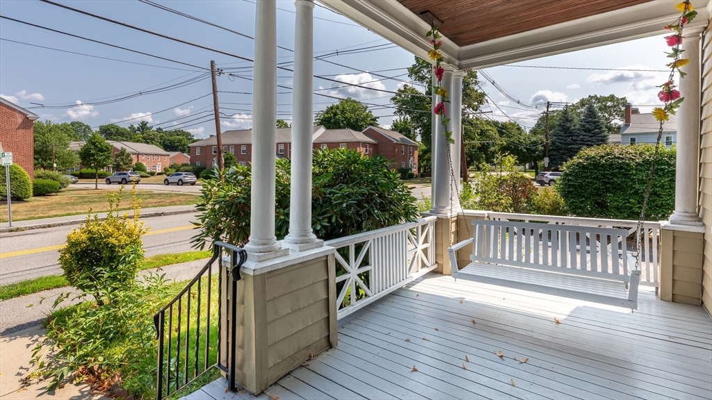 12 Summer Street, Unit 12 Waltham, MA 02452 - Photo 3 of 36