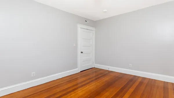$5,500 | 12 Summer Street, Unit 12, Waltham, MA 02452