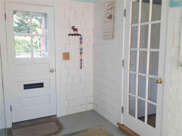 58 Doane Road Chatham, MA 02633 - Photo 20 of 24 a bathroom with a shower