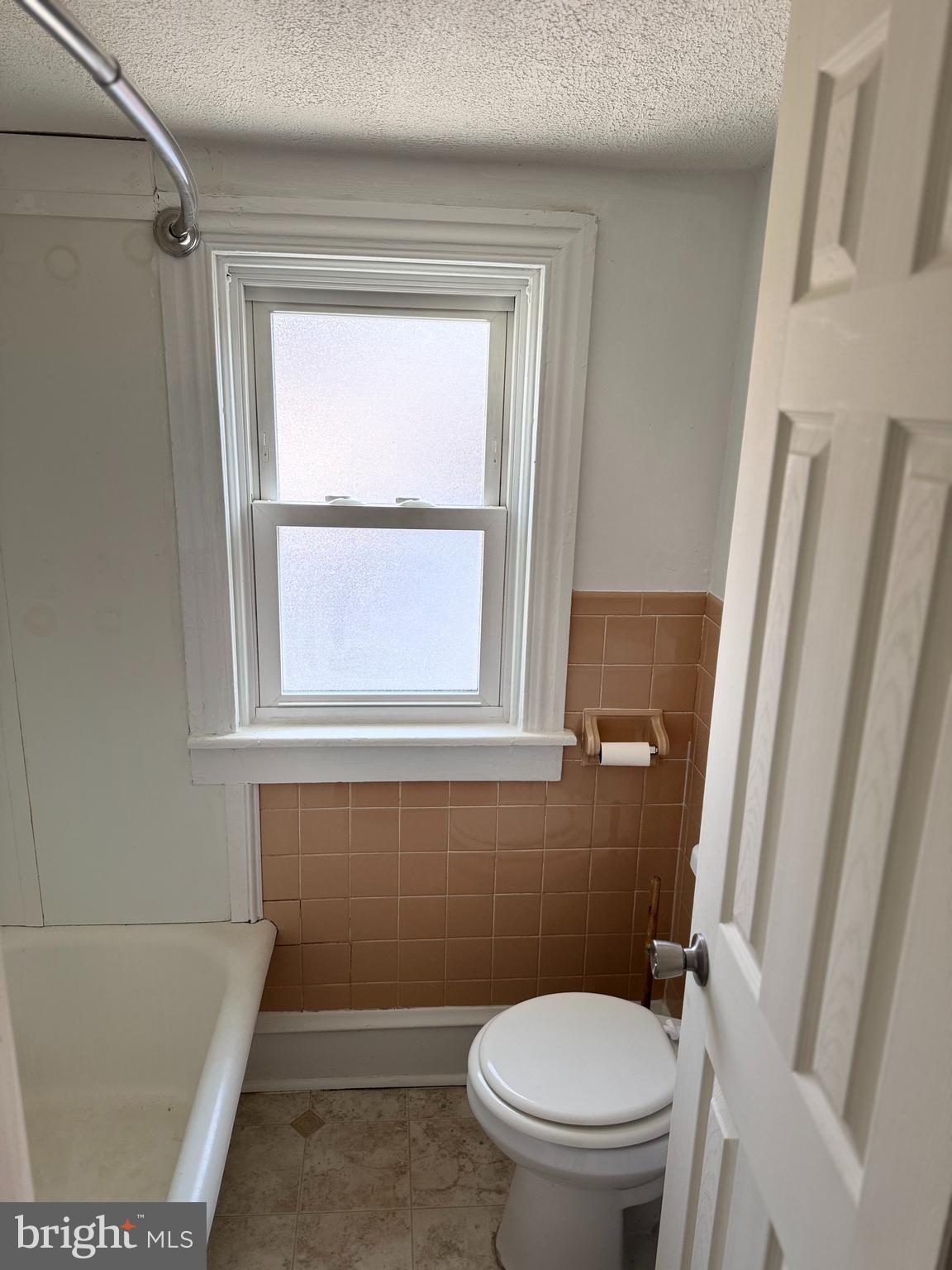 1060 Pike Street Reading, PA 19604 - Photo 11 of 11