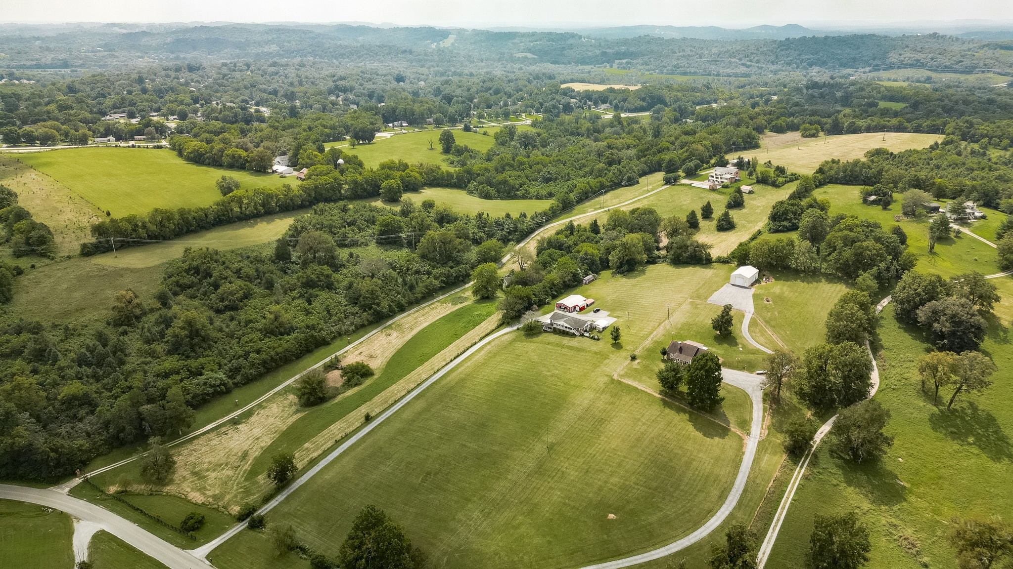 2317 Harlan Road Columbia, TN 38401 - Photo 4 of 55 Gallery Image 4
