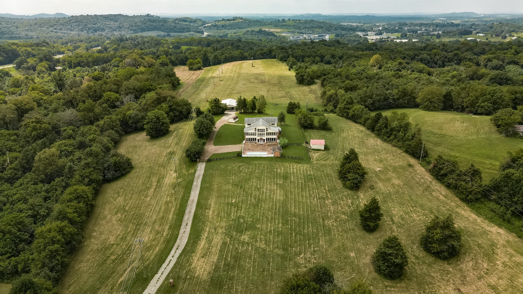 2317 Harlan Road Columbia, TN 38401 - Photo 8 of 55 Gallery Image 8