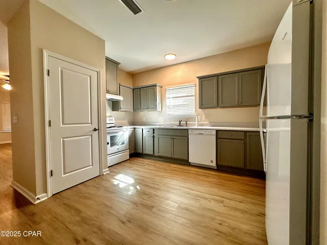 $190,000 | 7825 Highway 90, Sneads, FL 32460