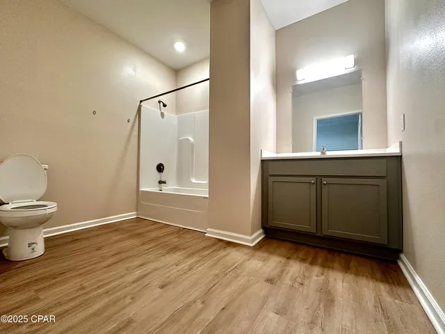 $190,000 | 7825 Highway 90, Sneads, FL 32460