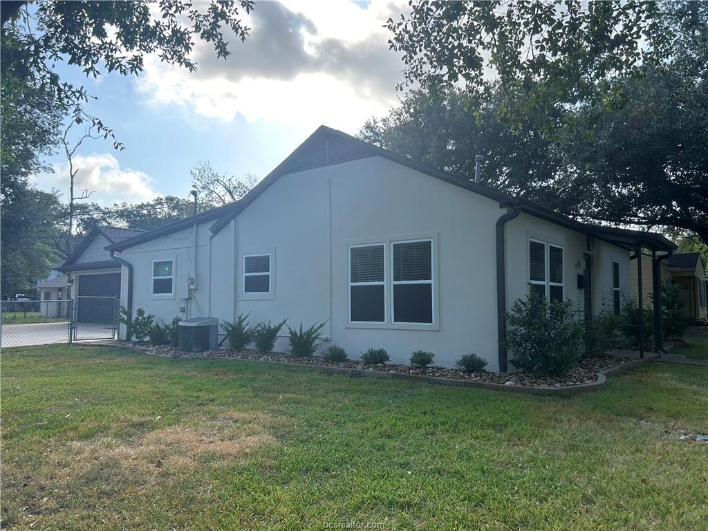 1400 Bennett Street Bryan, TX 77802 - Photo 19 of 21 Gallery Image 19