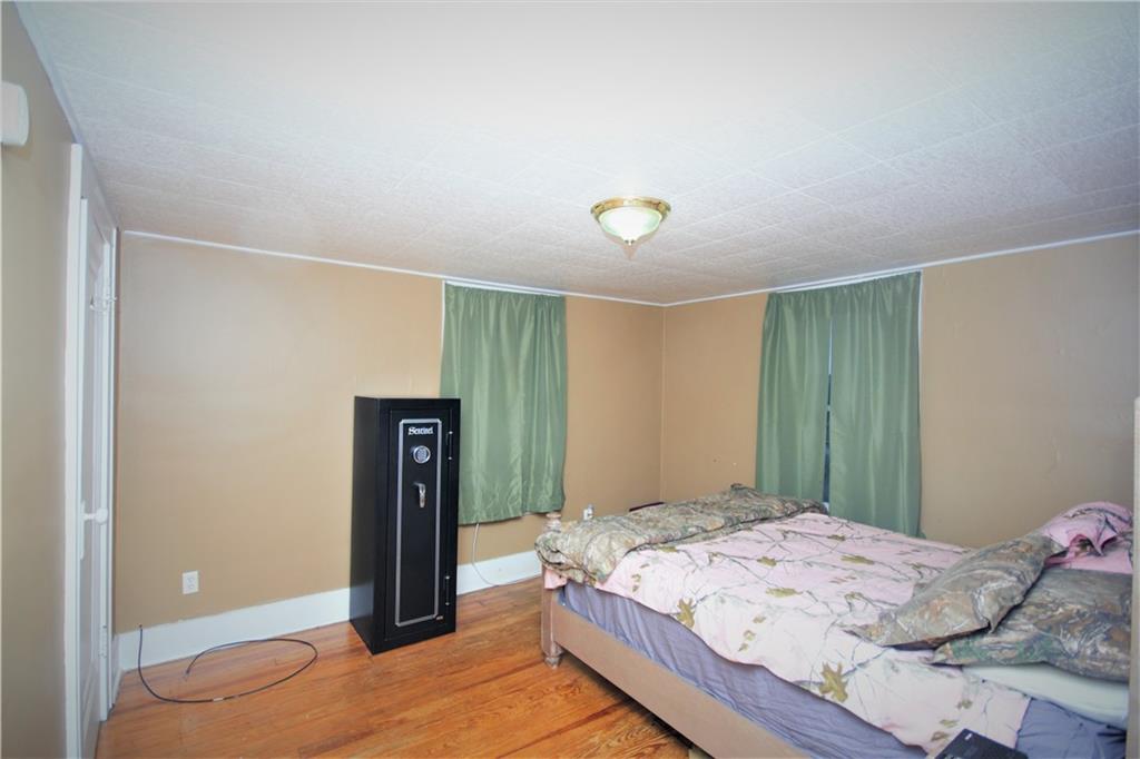 932 Roup Avenue Brackenridge, PA 15014 - Photo 9 of 16 Gallery Image 9