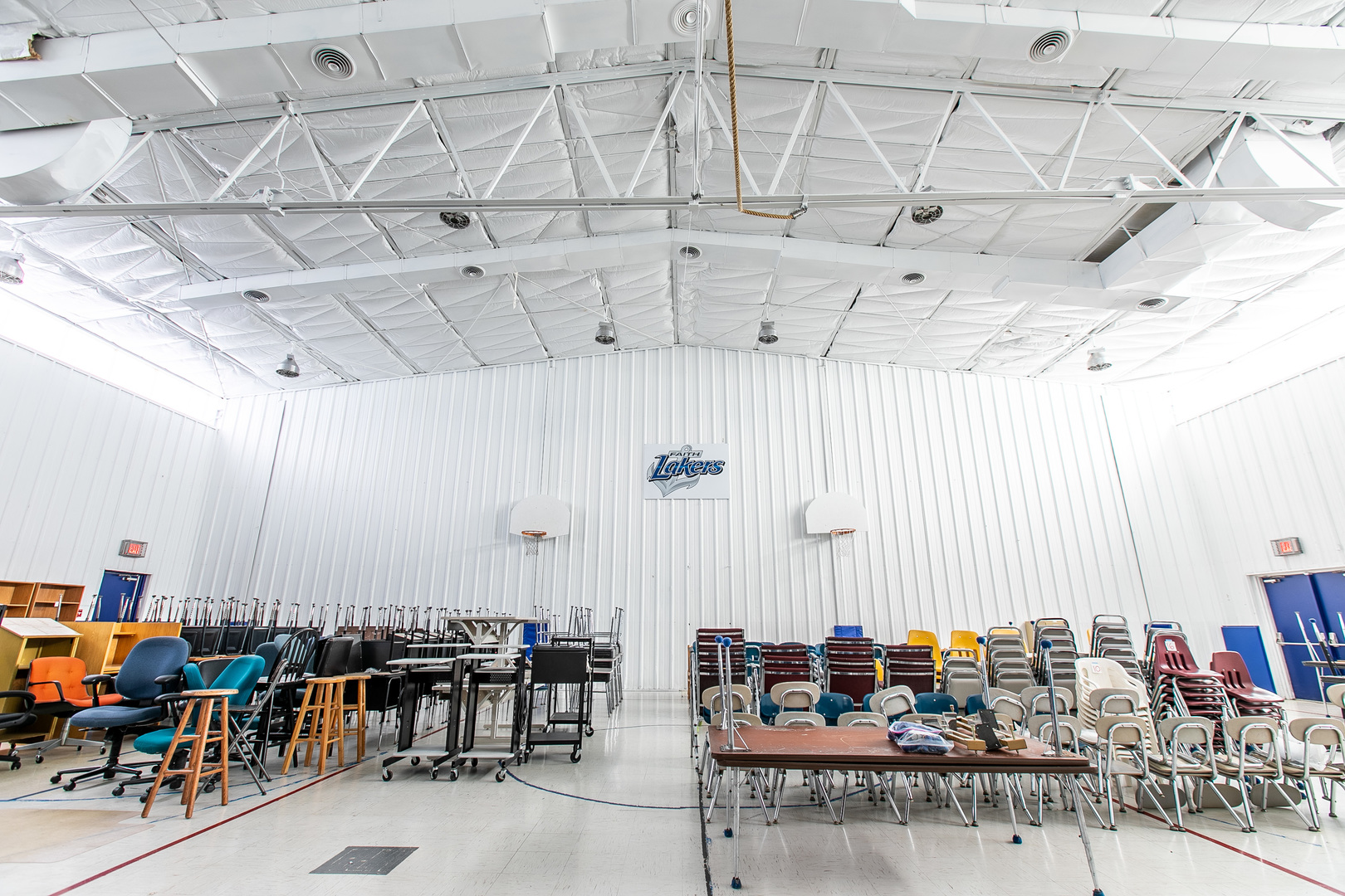 1275 Main Street Antioch, IL 60002 - Photo 14 of 29 an outdoor space with lots of tables a chairs and a potted plant