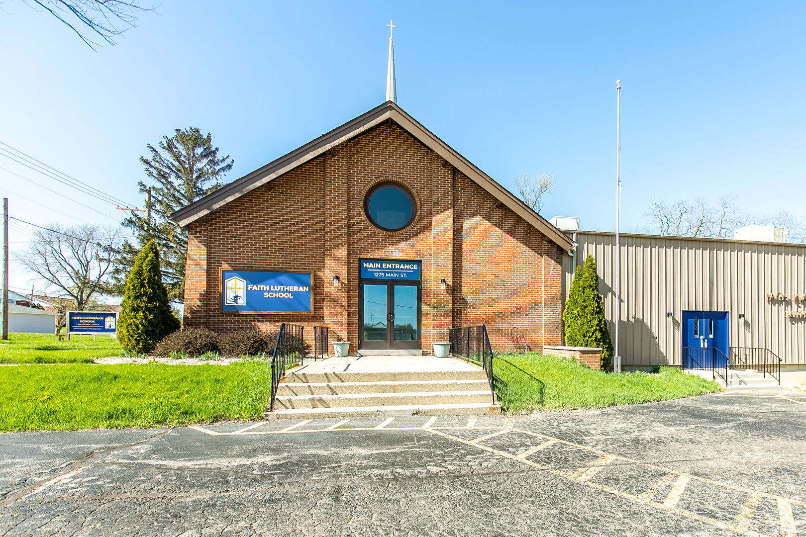1275 Main Street Antioch, IL 60002 - Photo 3 of 29 a view of a house with a yard
