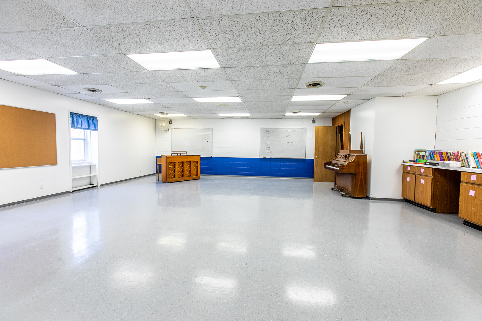 1275 Main Street Antioch, IL 60002 - Photo 8 of 29 a room with furniture and storage
