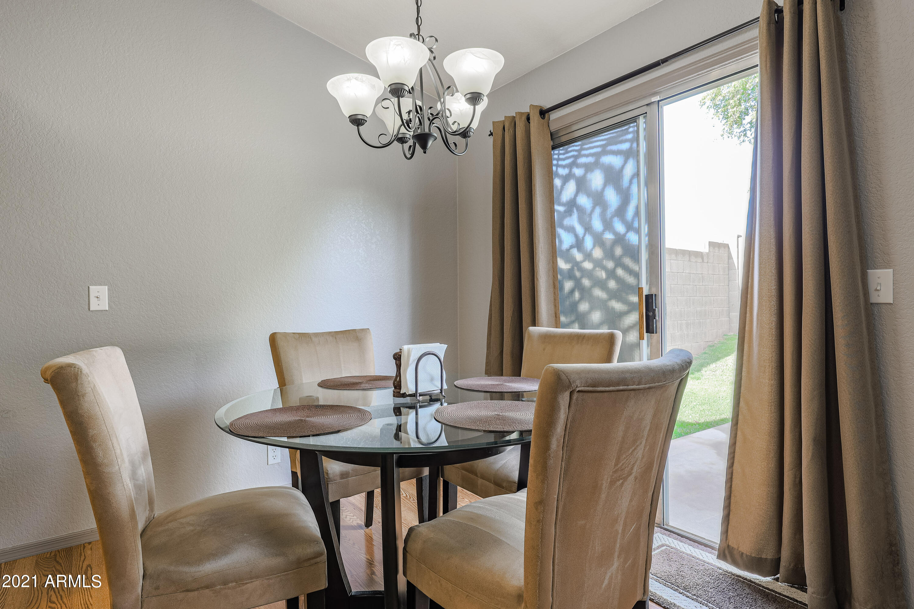 8714 West Ocotillo Road Glendale, AZ 85305 - Photo 8 of 29 Gallery Image 8